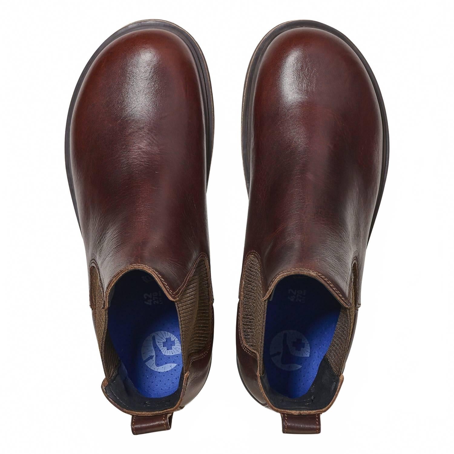 Men's Highwood Slip On Leather Boot In Chocolate - Image 3