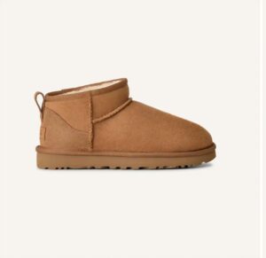 Women's Classic Ultra Mini Boot In Chestnut
