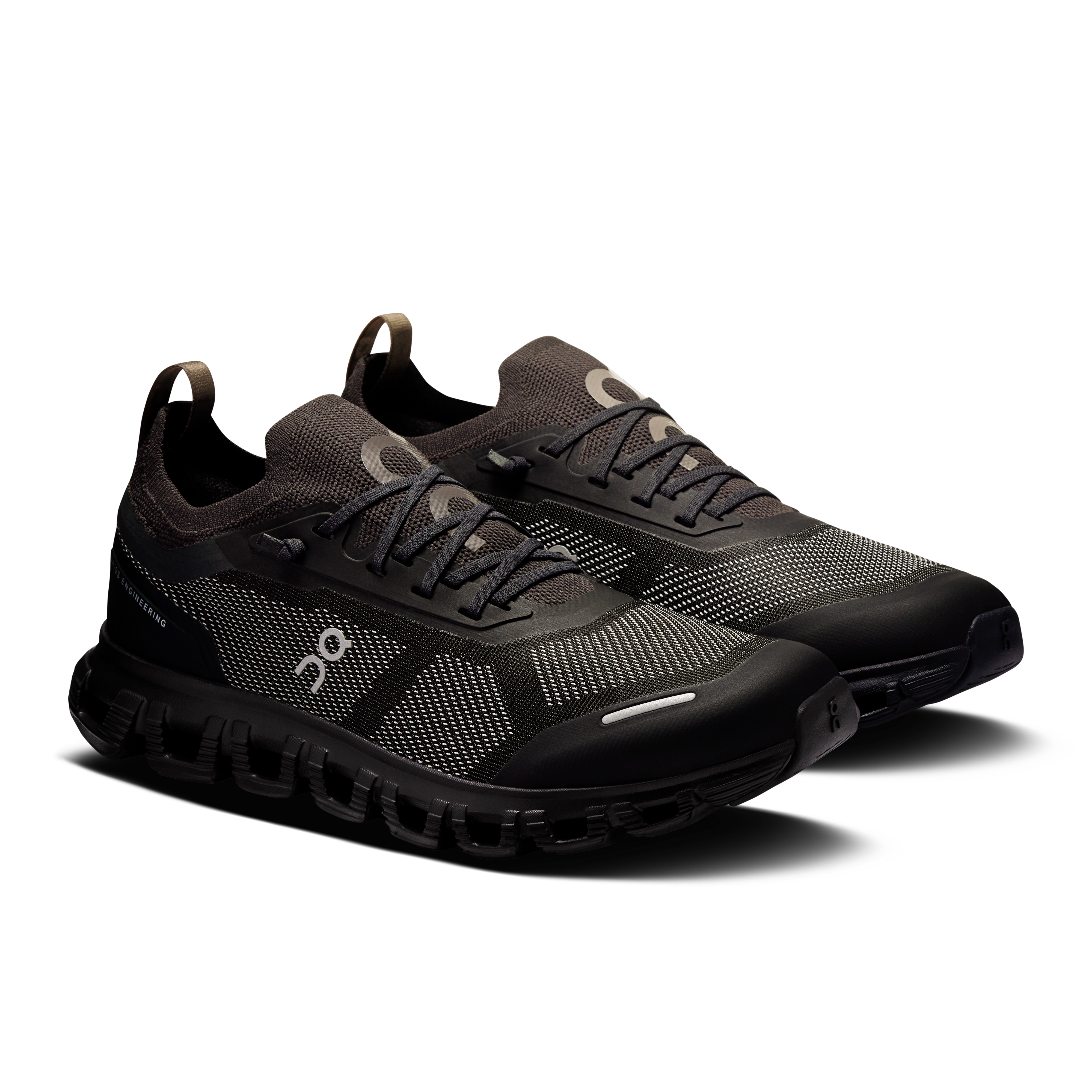 On Running Women's Cloud 6 Versa Shoes - Black / Eclipse - Image 3