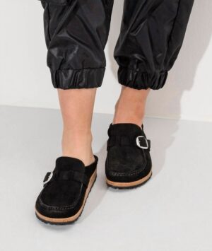 Women'S Buckley Suede Leather Sandal in Black