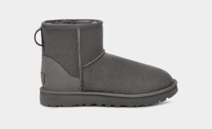 Women's Ugg Classic Mini II 1016222 Size 10 Gray Suede Twinface Winter Boots